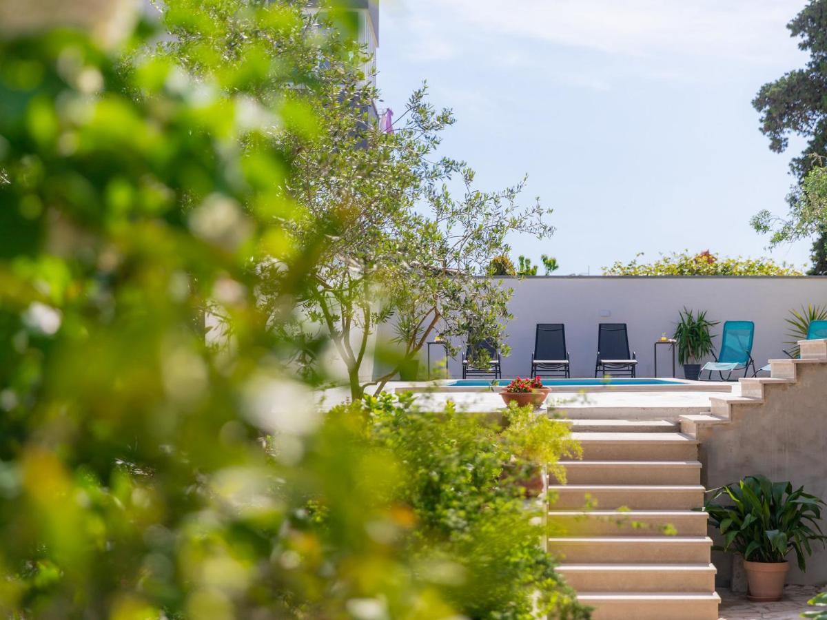 Apartment Laura By Interhome Pula Exterior foto